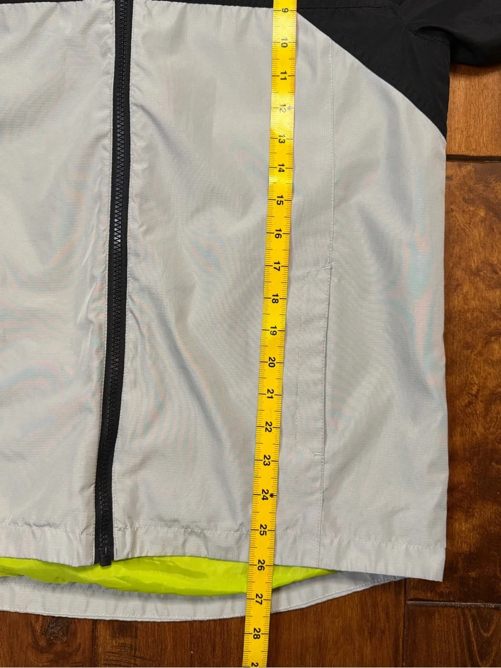 Eddie Bauer Kids Colorblock Lightweight Hooded Windbreaker Rain Jacket XL Neon